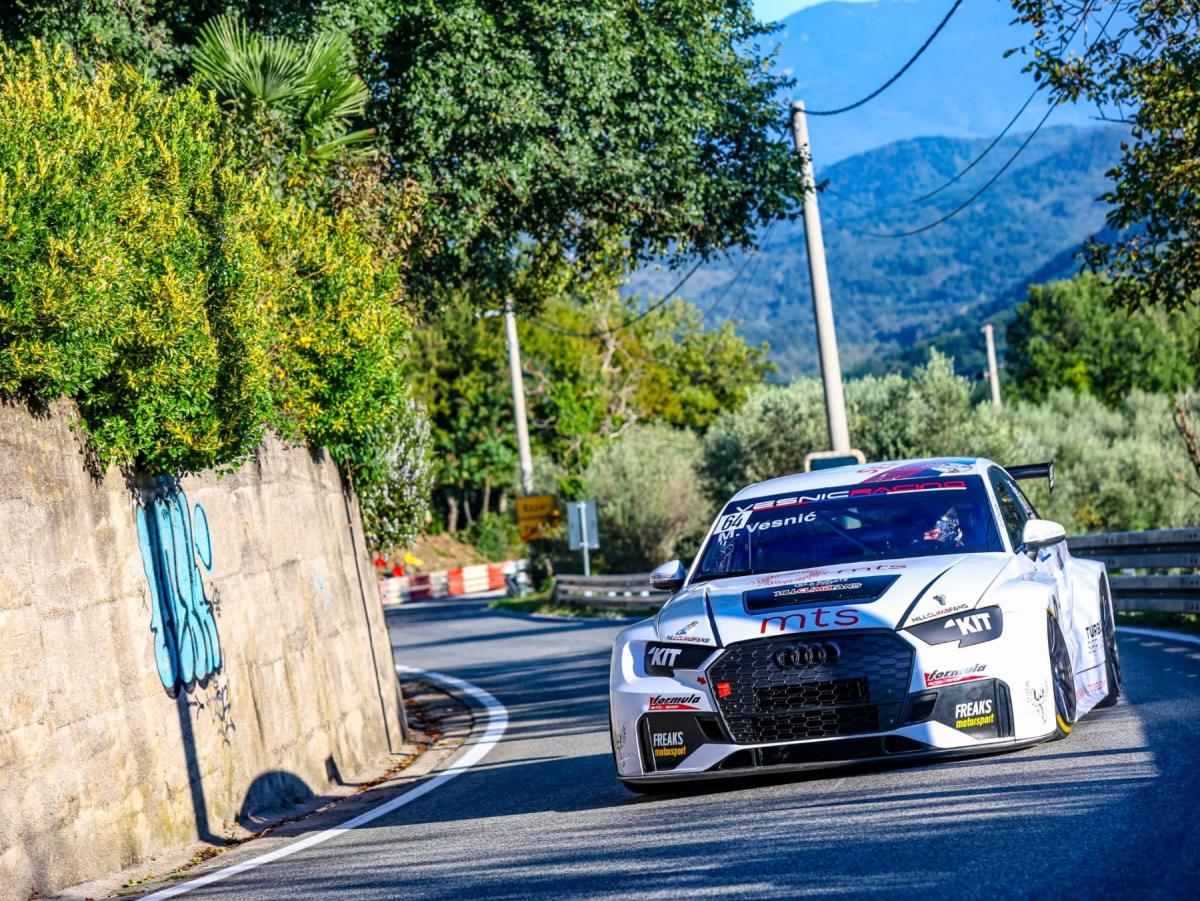 Vesnic Hrvatska 03 Foto Privatna arhiva.jpg