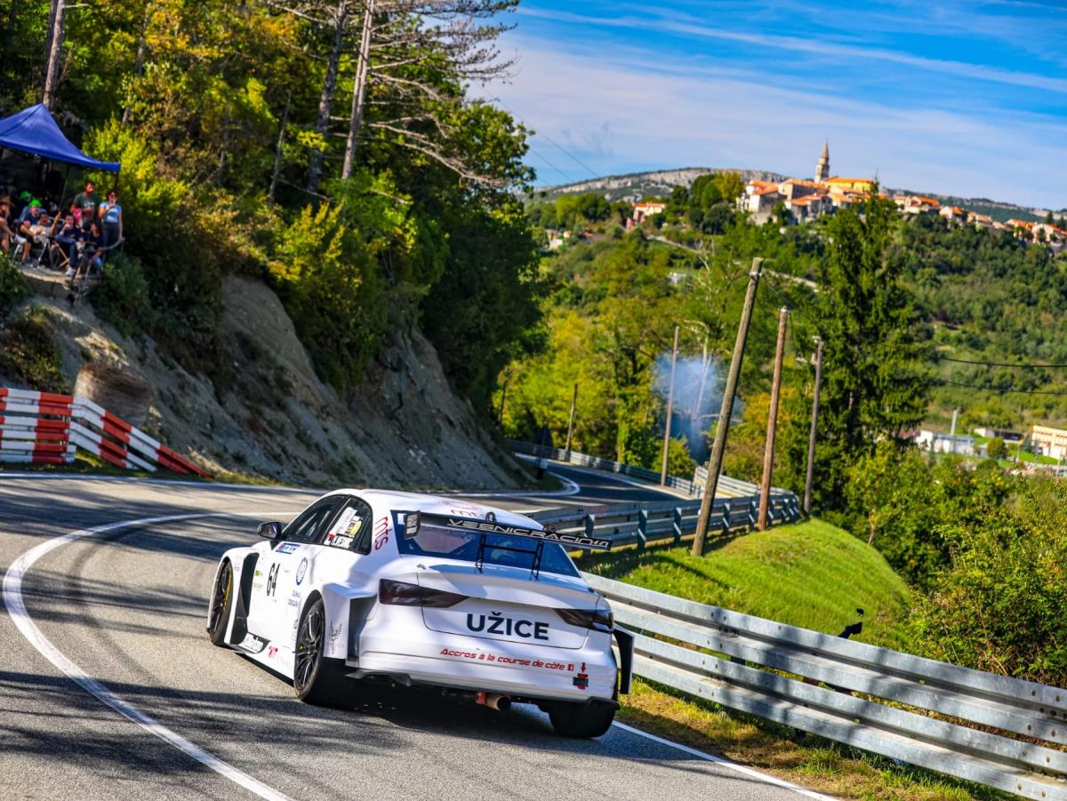 Vesnic Hrvatska 04 Foto Privatna arhiva.jpg