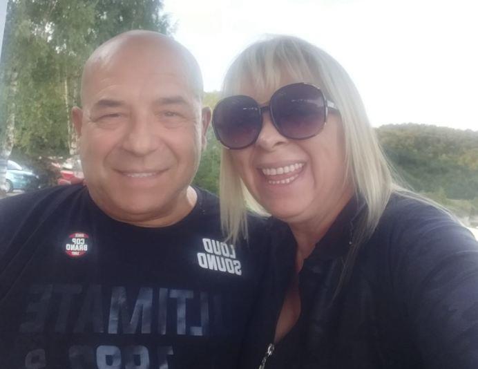 Nataša Gluhović i Hasan Dudić nasmejani i srećni