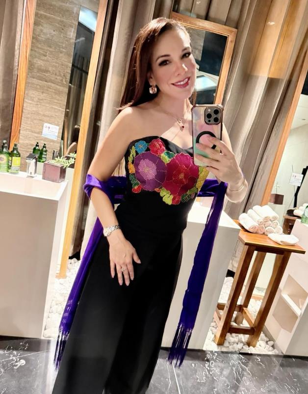 Voditeljka Debora Estrelja poginula u avionskoj nesreći