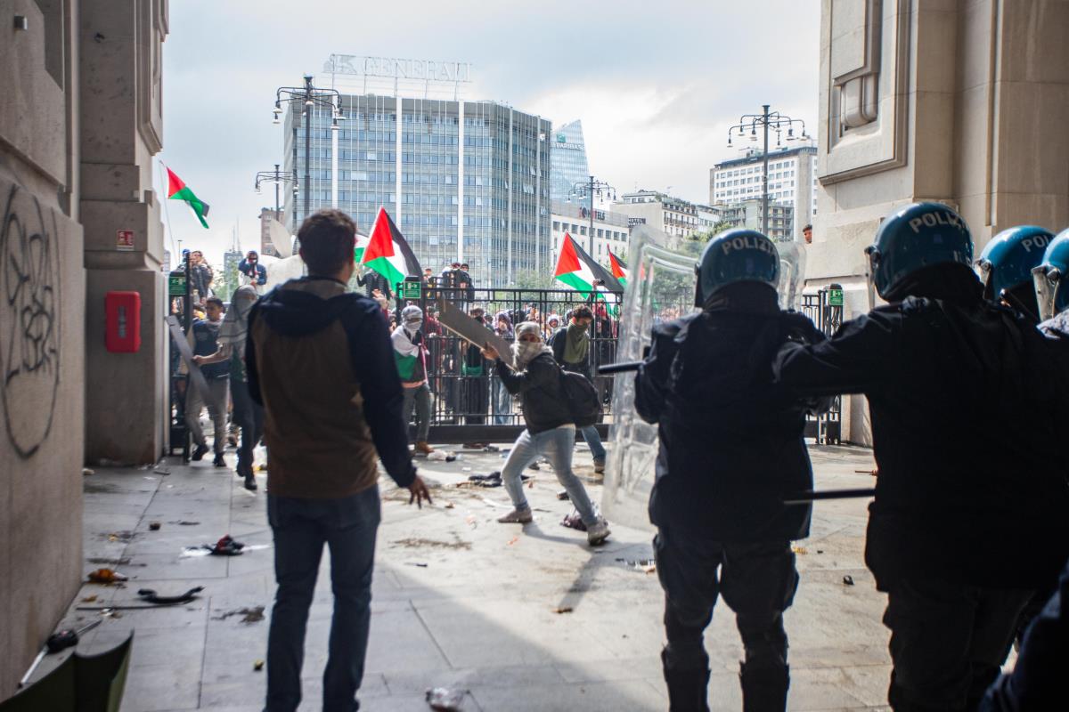 milan03 EPA Davide Canella.jpg