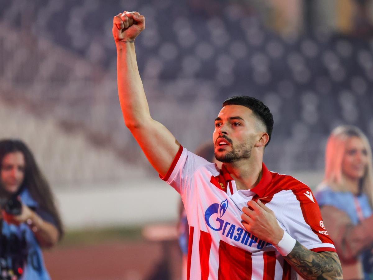 Nemanja Radonjić slavi gol i pobedu Crvene zvezde u 177. večitom derbiju