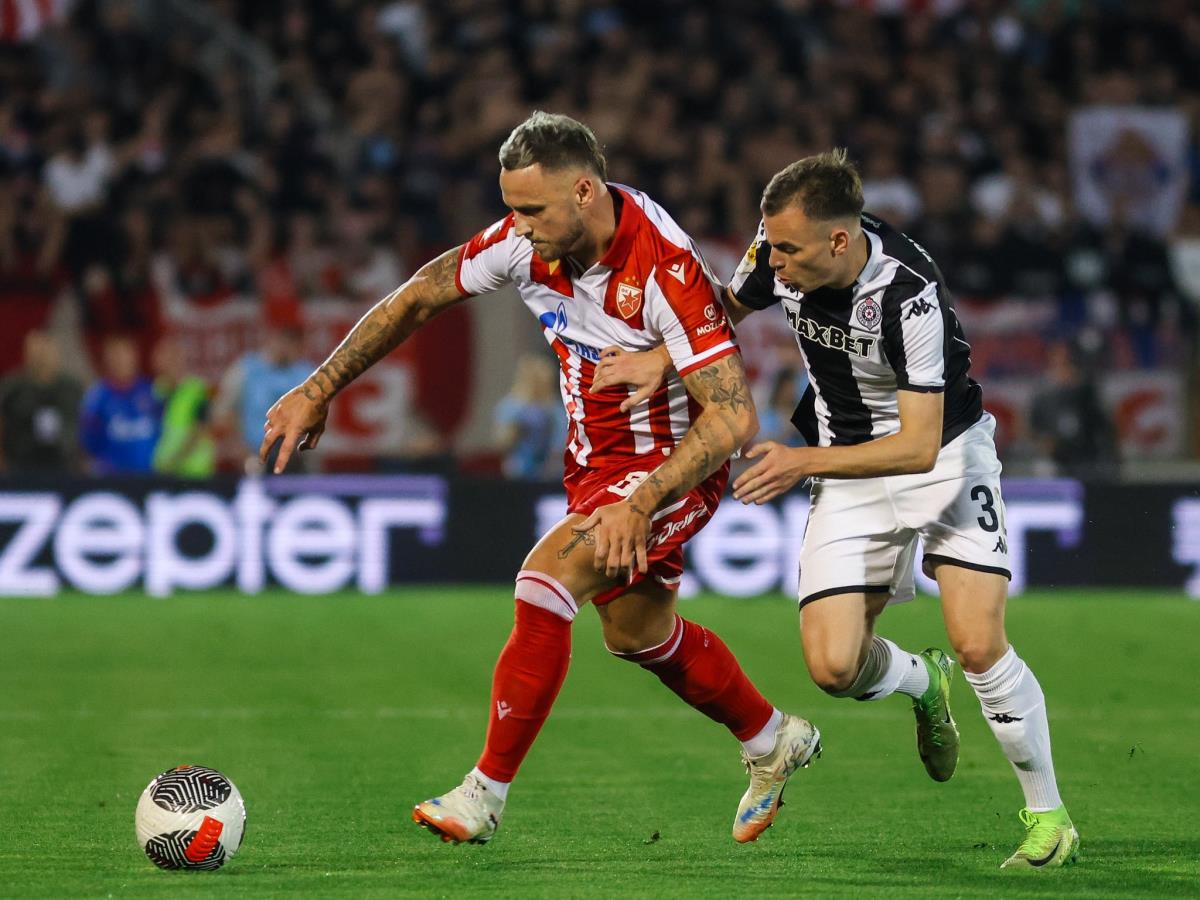 Marko Arnautović i Nemanja Trifunović u duelu na 177. večitom derbiju