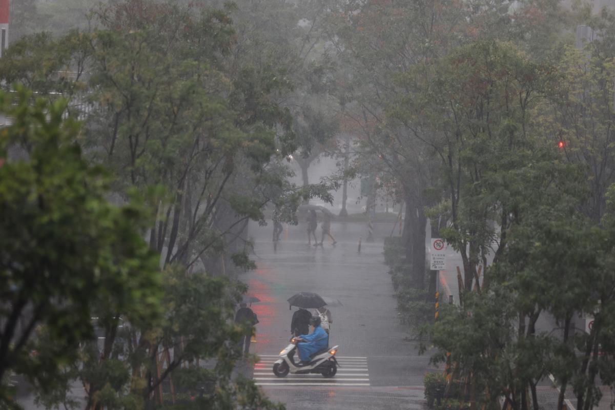 101 EPA Ritchie B Tongo.jpg