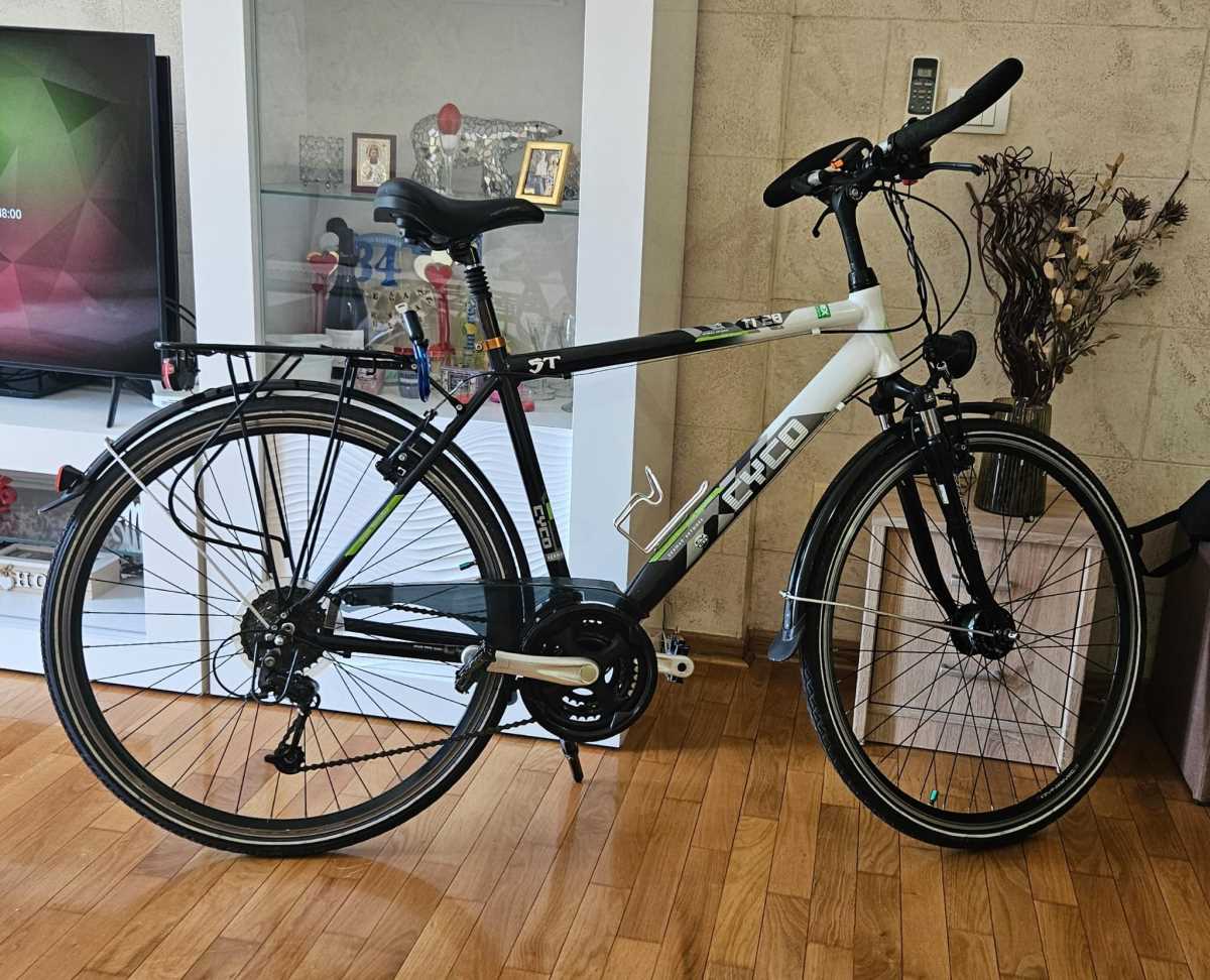 WhatsApp Image 2025-09-24 at 14.33.17_8df4b11b.jpg