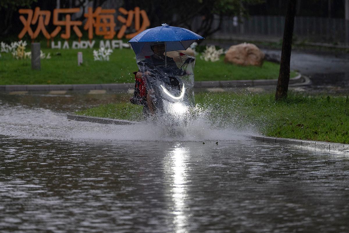 Tajfun Azija (18).jpg