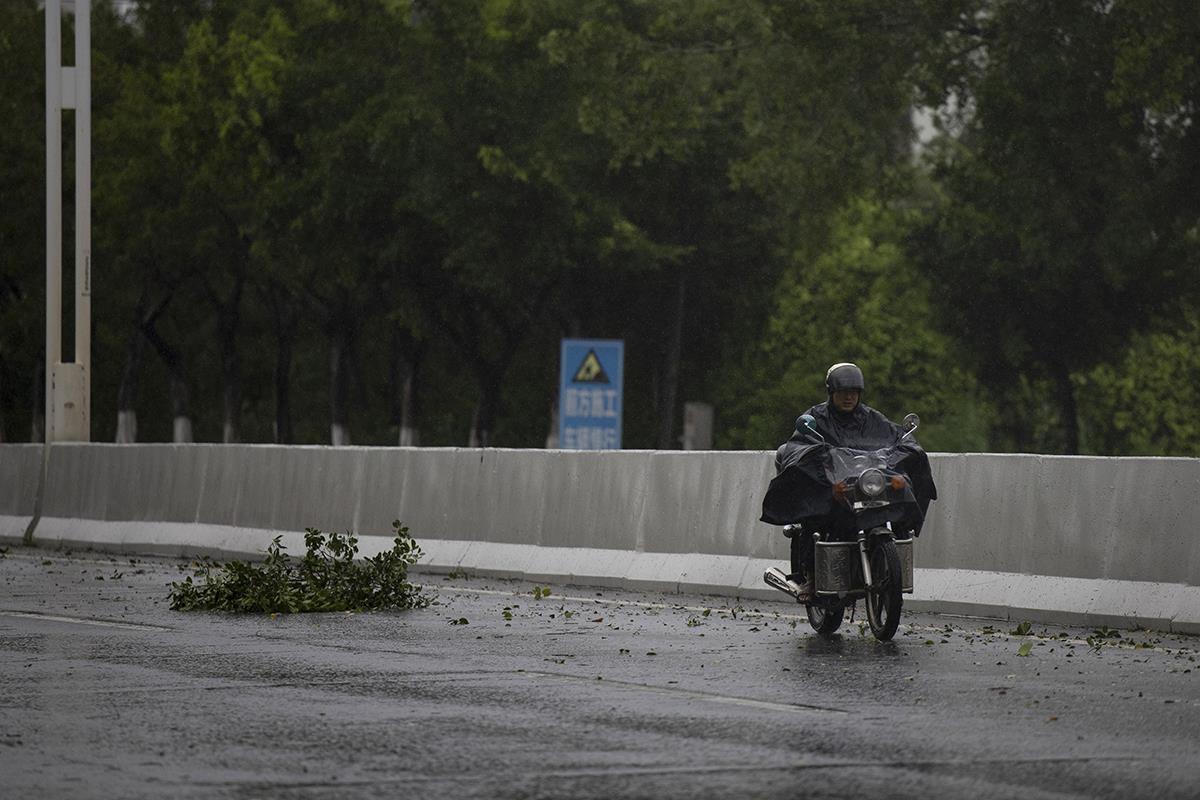 Tajfun Azija (2).jpg