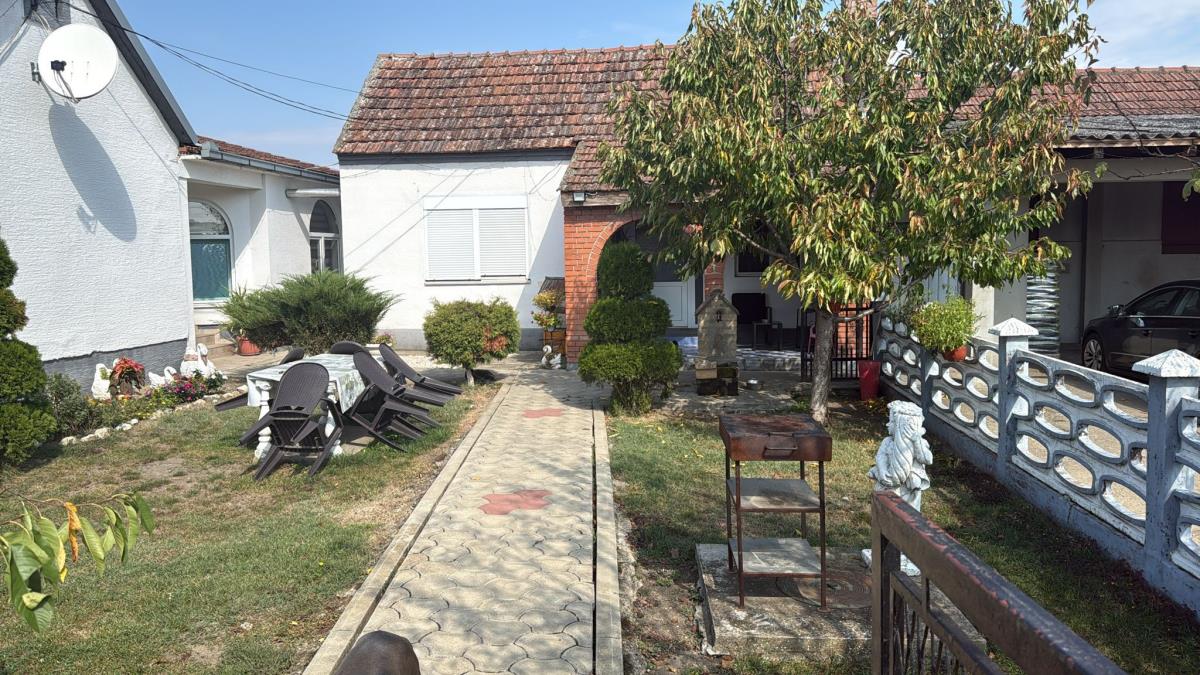 WhatsApp Image 2025-09-25 at 11.39.31_62fc68d1.jpg