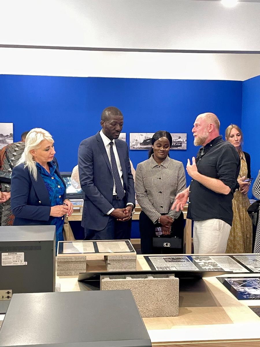 Otvorena izložba „Jedan čovek ne vlada nacijom“_foto MAU (3).jpg