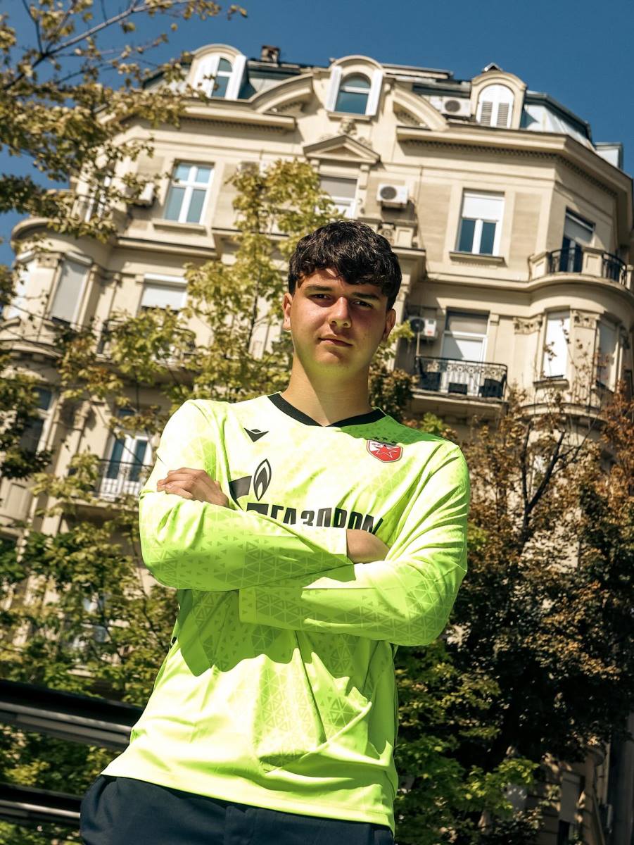 Savo Radanović, po potpisivanju ugovora do 2028. sa Crvenom zvezdom