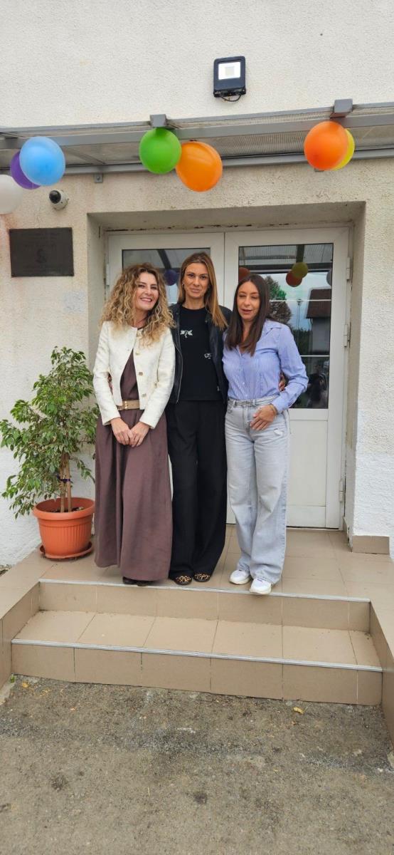 Roditelji i nekadašnji učenici Osnovne škole Vuk Karadžić iz Ripnja