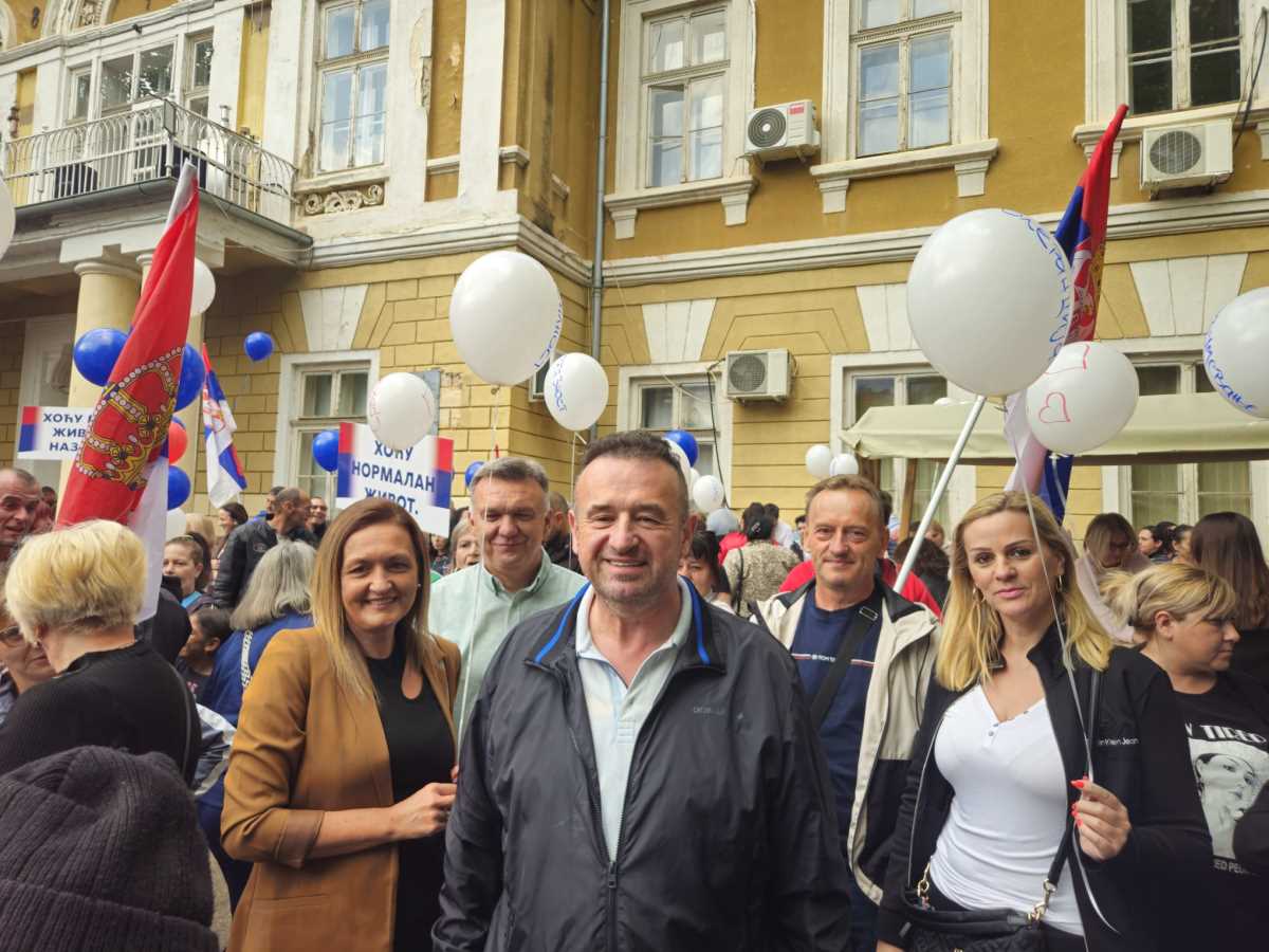 WhatsApp Image 2025-09-28 at 17.48.44 (1).jpeg