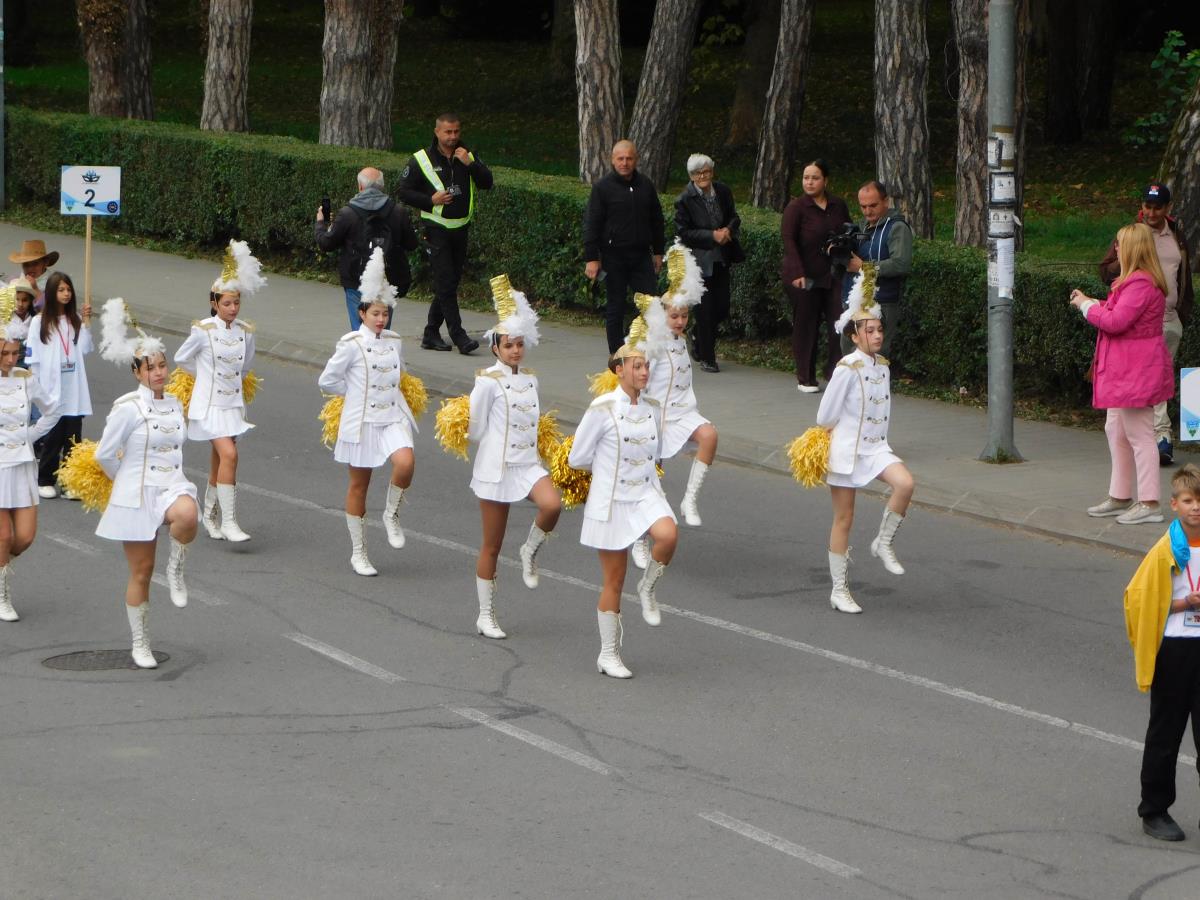 BANJA KOVILJAČA - Defile.jpg