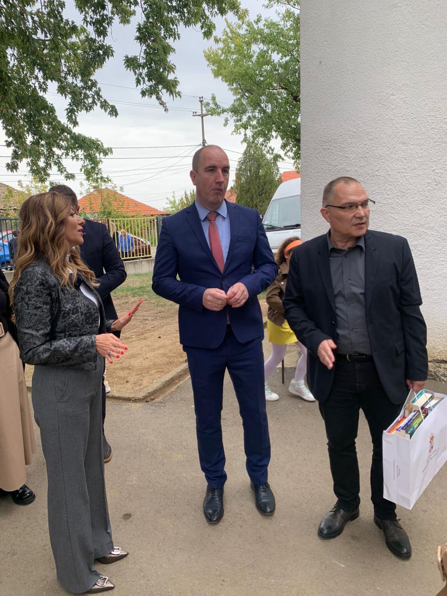 Osnovna škola Vuk Karadžić u Ripnju