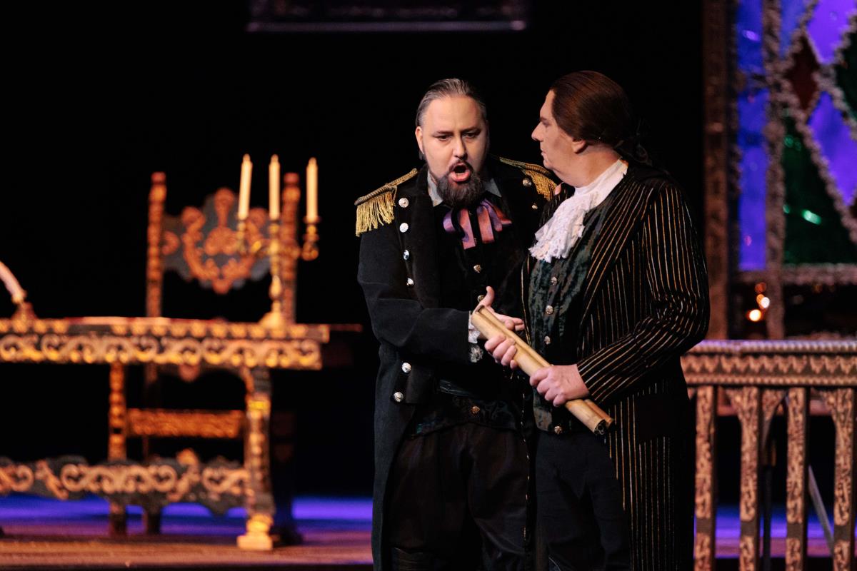 Bal pod maskama-2 copy.jpg