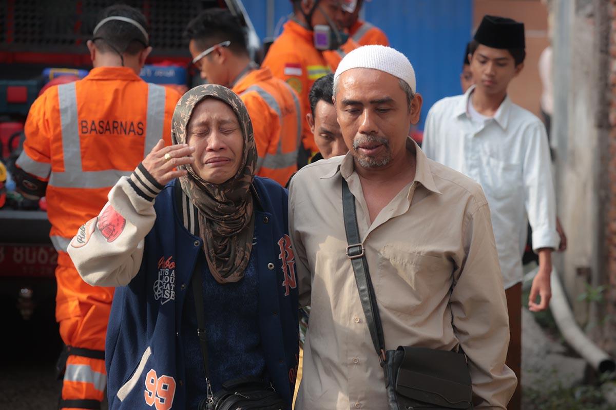 Indonezija Srušena zgrada škola (16).jpg