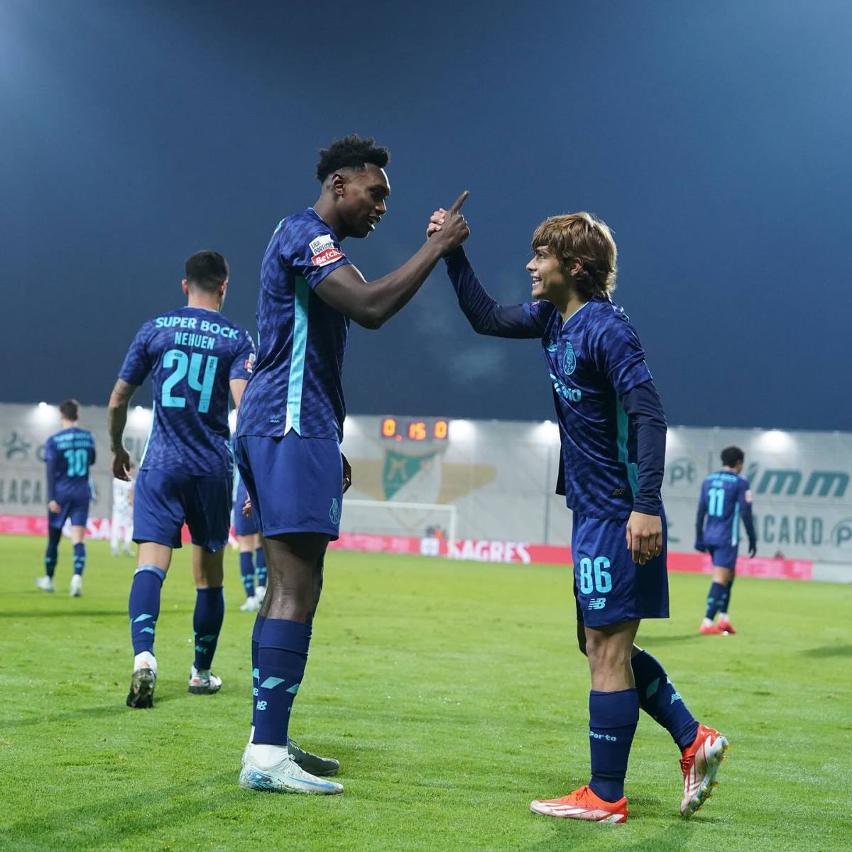 Samu Agehova i Rodrigo Mora, na utakmici Porta