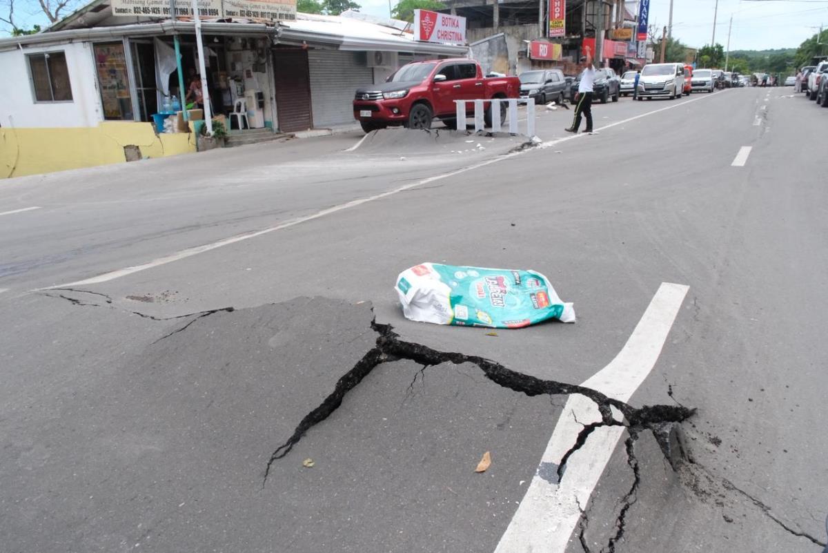 Filipini07 EPA Juanito Espinosa.jpg