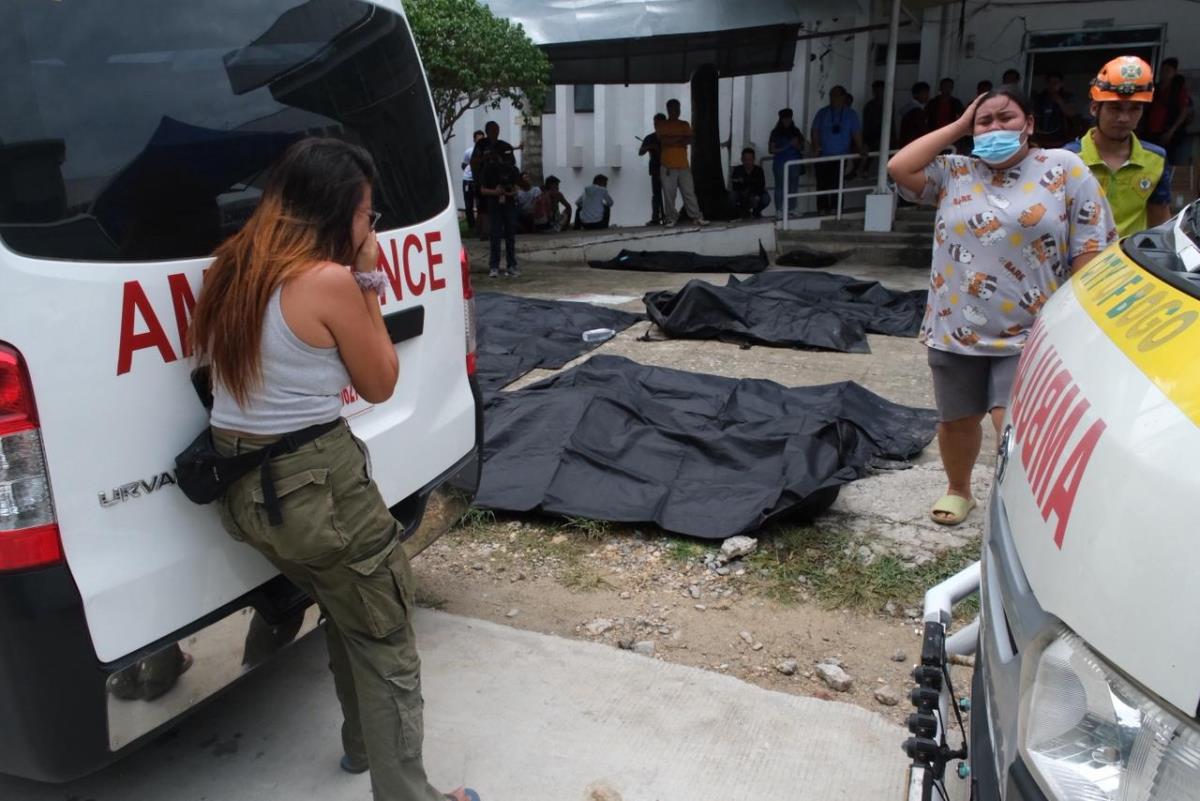 Filipini05 EPA Juanito Espinosa.jpg