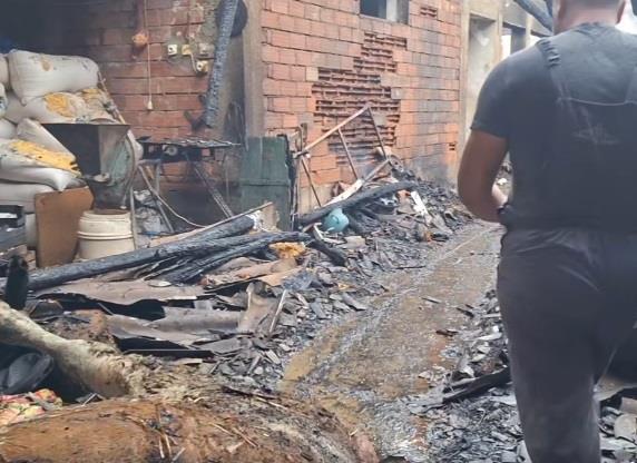 Požar Donje Suhotno6.jpg