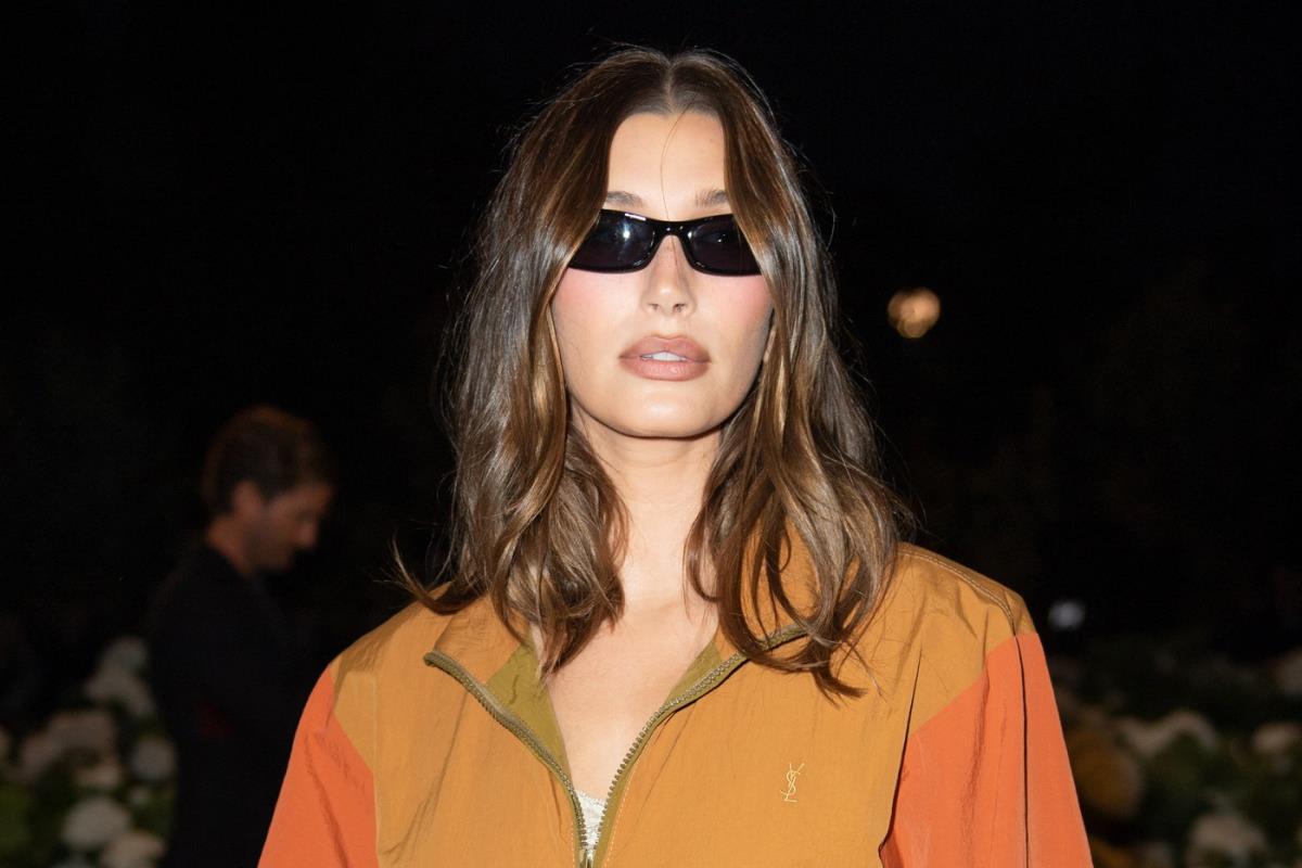 Hejli Biber na Nedelji mode u Parizu