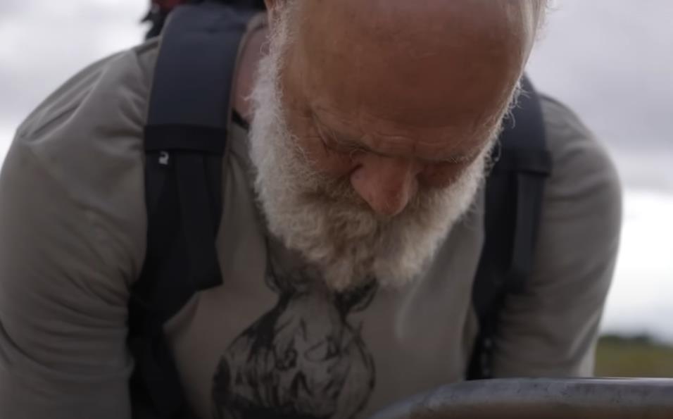 Teo napustio juvelirnicu da bi živeo u divljini (5).png