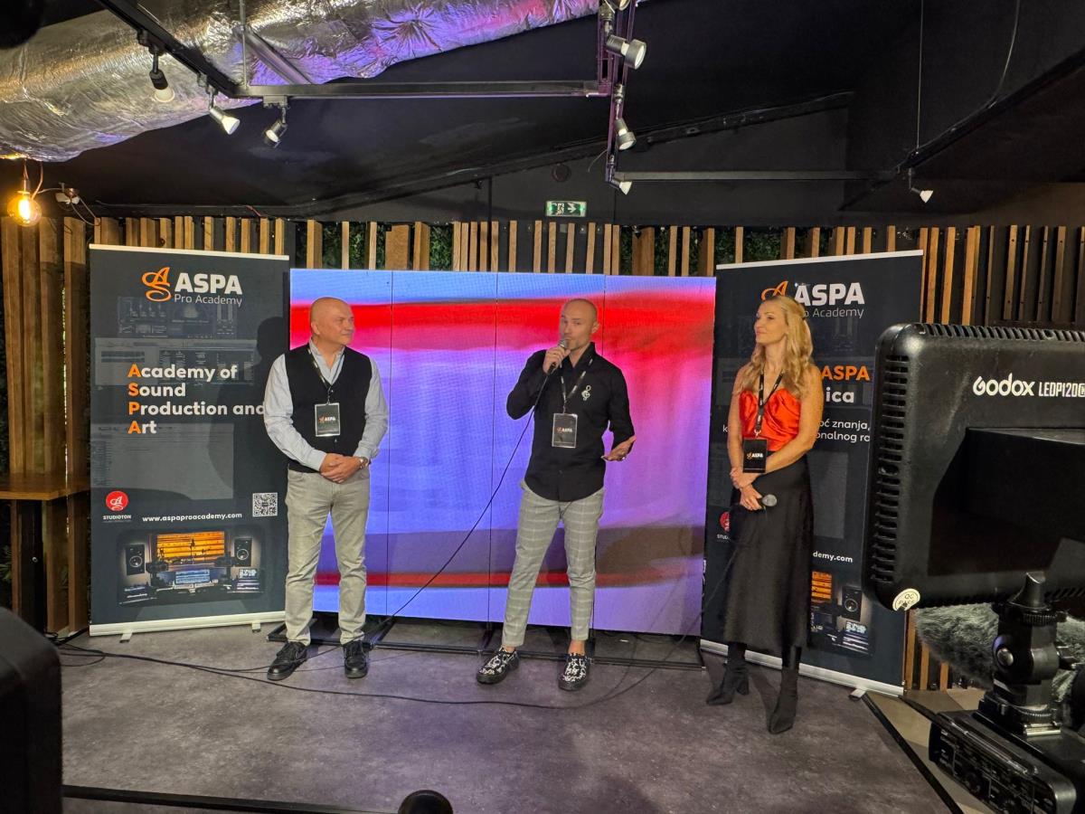 WhatsApp Image 2025-10-01 at 18.45.35.jpeg