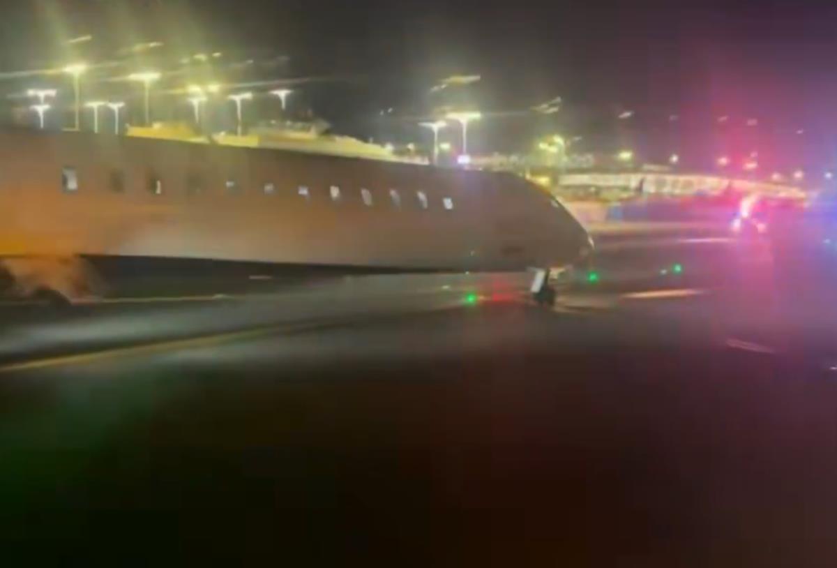 2025-10-02 07_19_22-Intel Point Alert on X_ _BREAKING_ Two Delta Airlines aircraft collide while tax.png