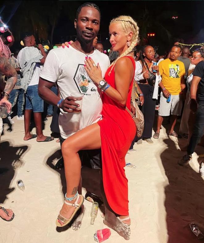 Valentina Triler sa suprugom