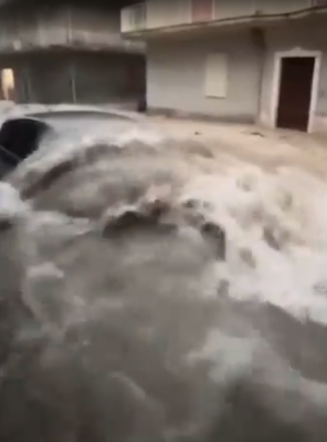 2025-10-02 10_15_30-Yet ANOTHER Brit hols hotspot swamped by flash floods as woman missing after bei.png