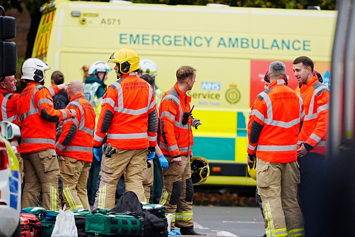 x02 AP Peter Byrne.jpg