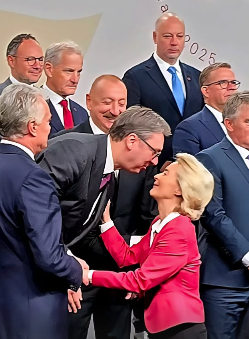 2025-10-02 13_57_19-WhatsApp.png