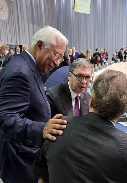 2025-10-02 13_57_13-WhatsApp.png