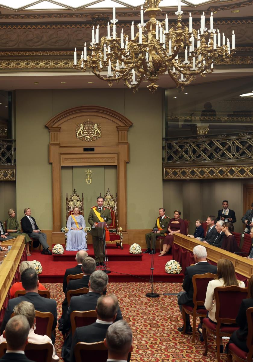 Luxembourg04 EPA Olivier Hoslet.jpg