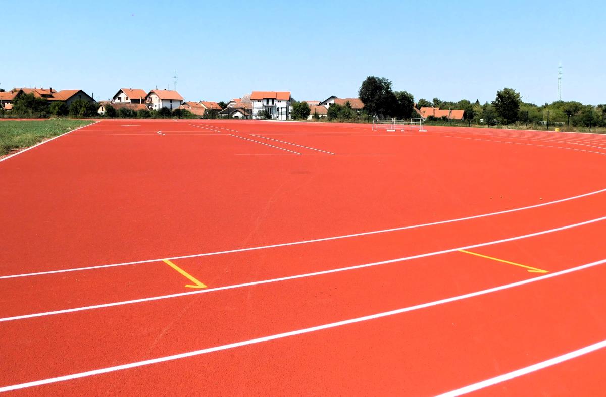 LOZNICA - Buduća atletska borilišta.JPG