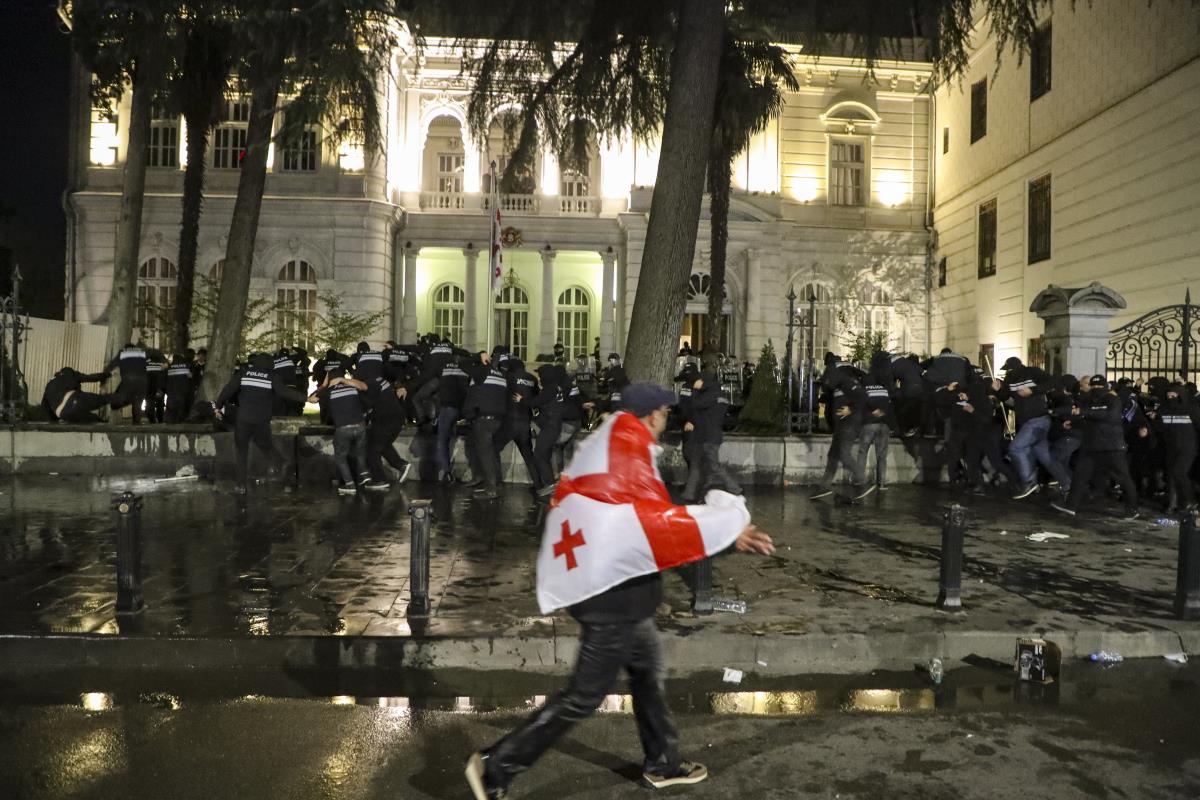 xxx03 EPA David Mdzinarishvili.jpg