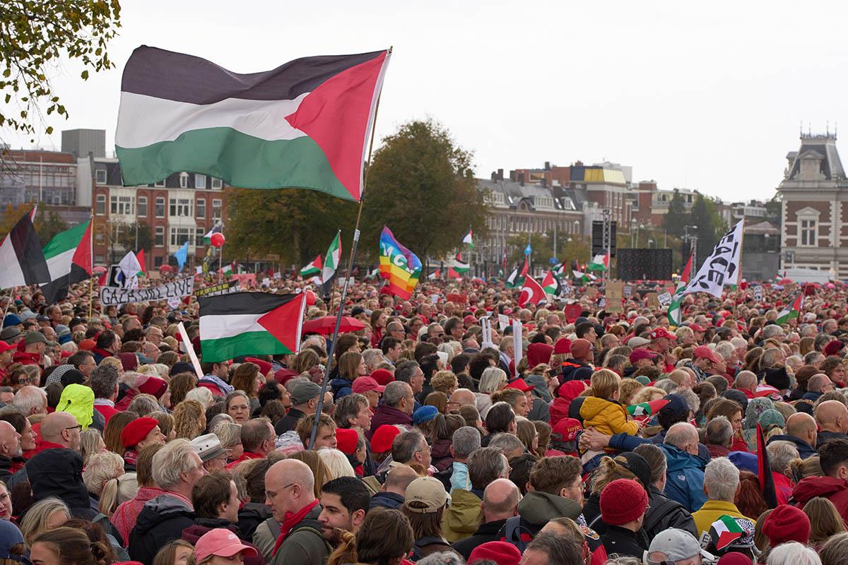 117 AP Peter Dejong.jpg