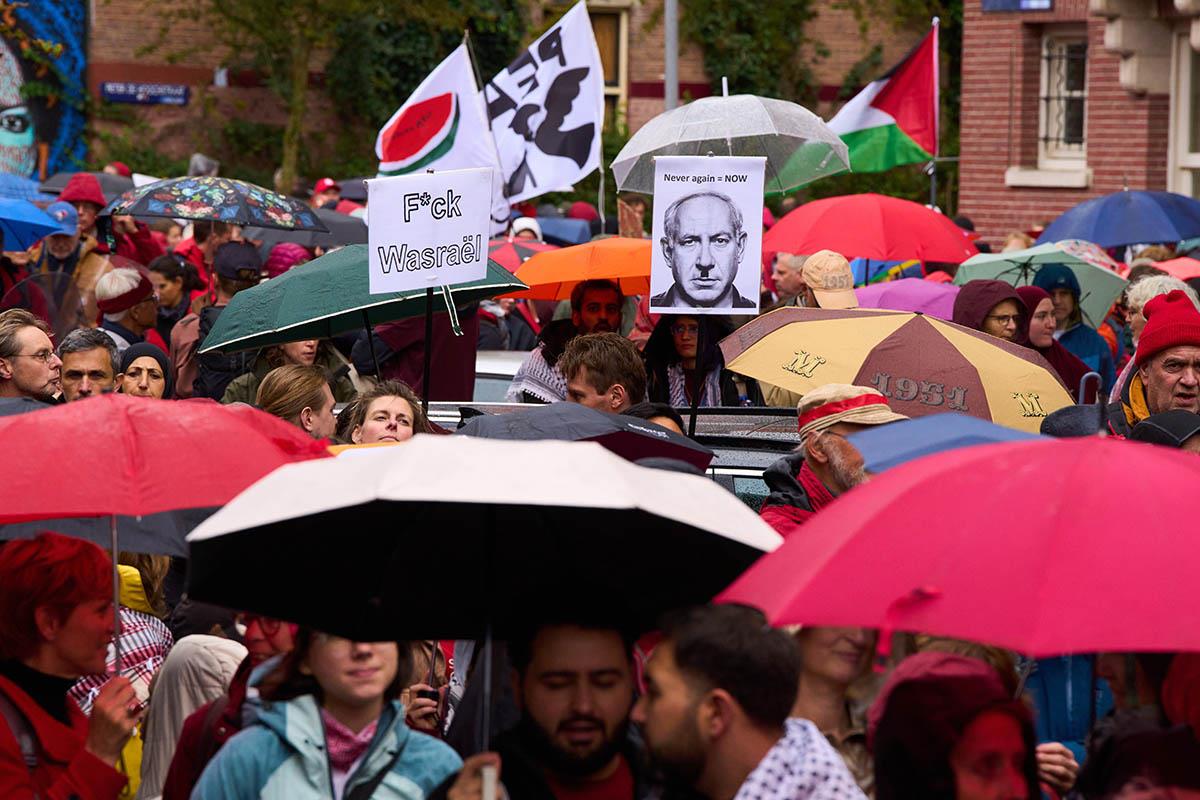 115 AP Peter Dejong.jpg