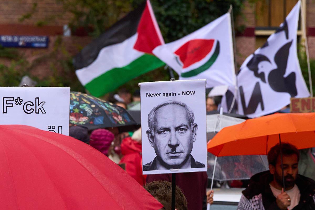 114 AP Peter Dejong.jpg