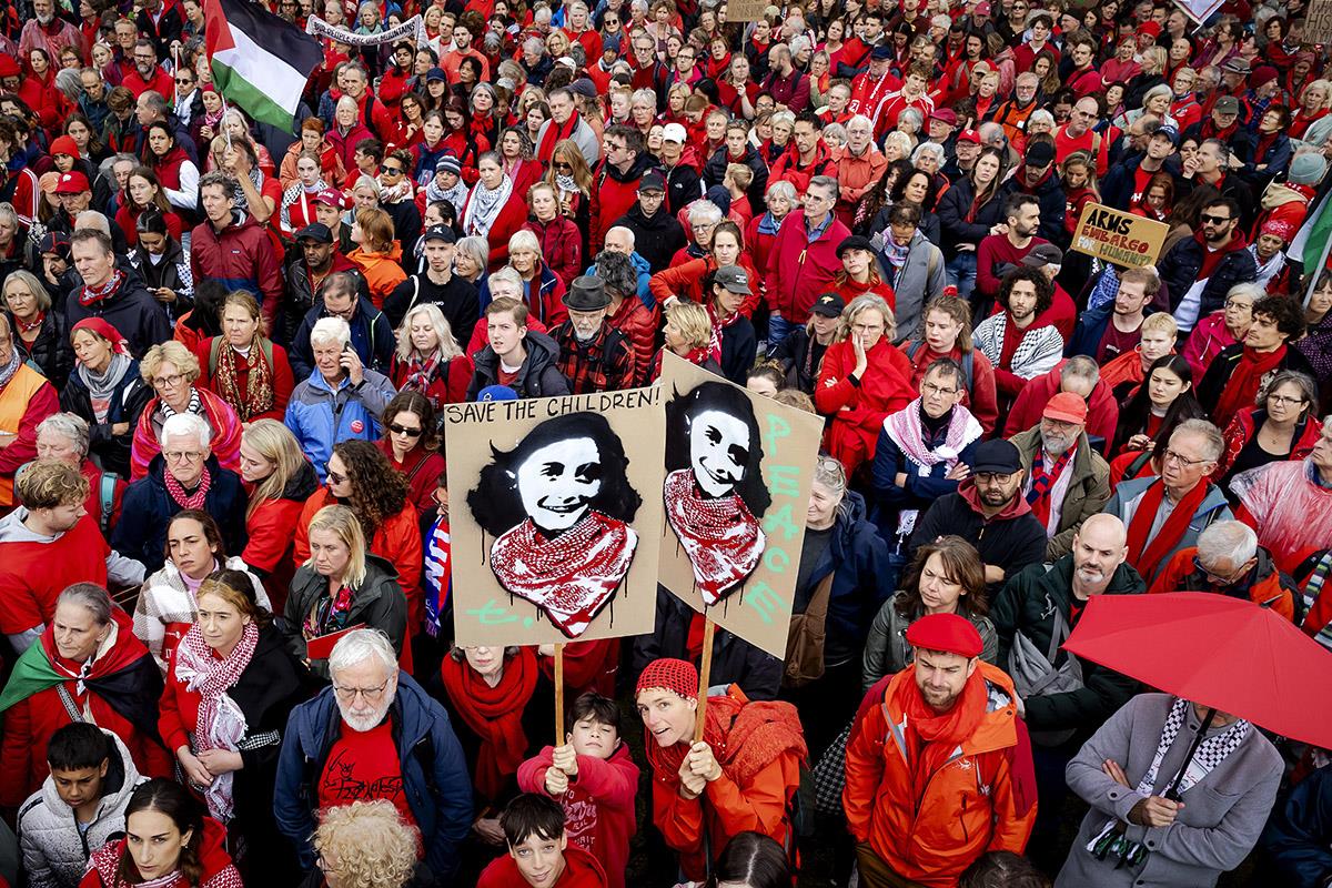 103 EPA Ramon Van Flymen.jpg