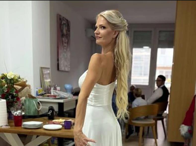 Glumica Dragana Dabović u venčanici