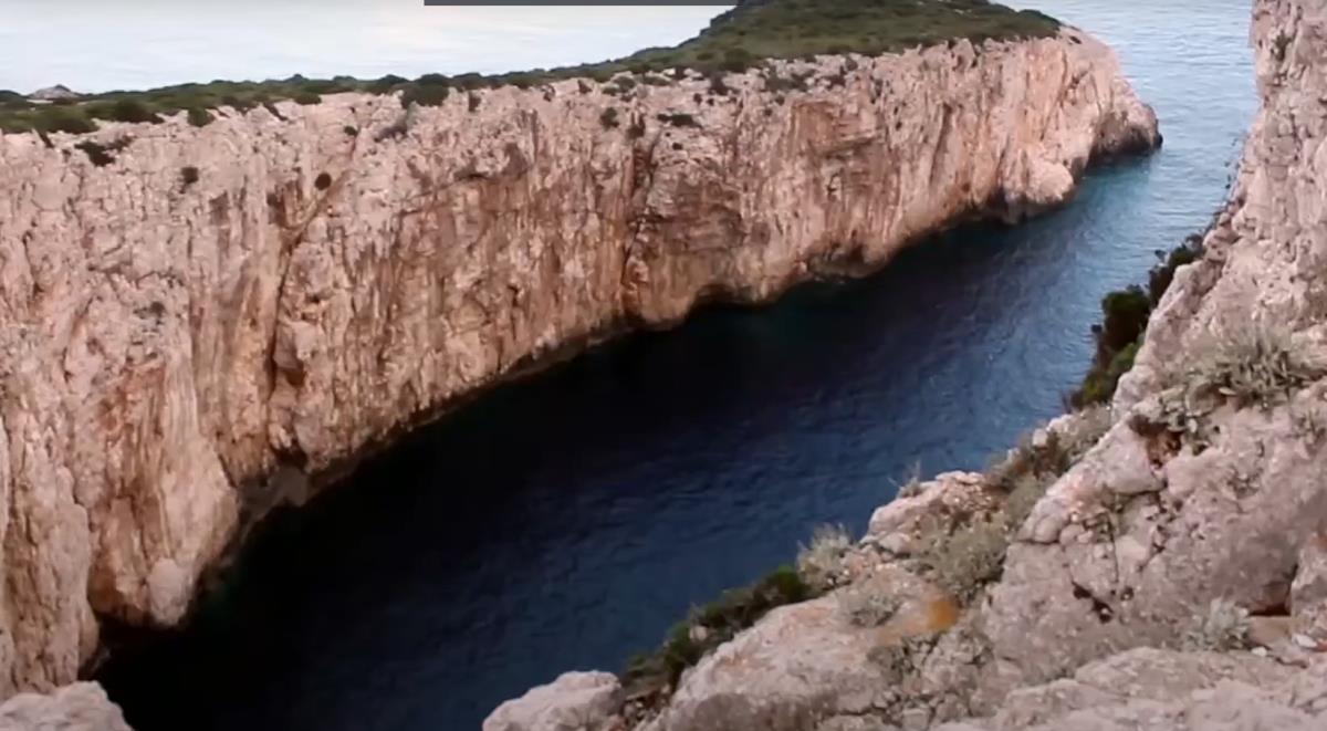 Screenshot 2025-10-06 224856.png