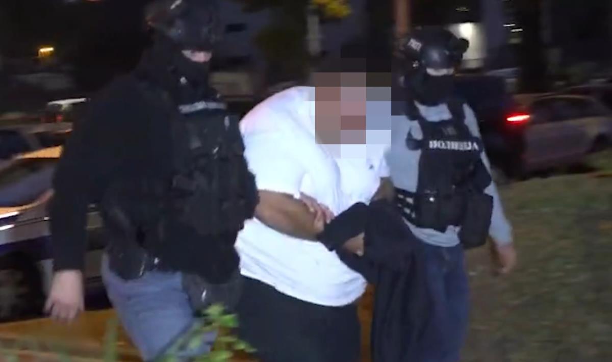 2025-10-07 22_32_53-Media Player.png