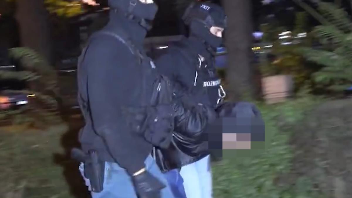 2025-10-07 22_32_43-Media Player.png