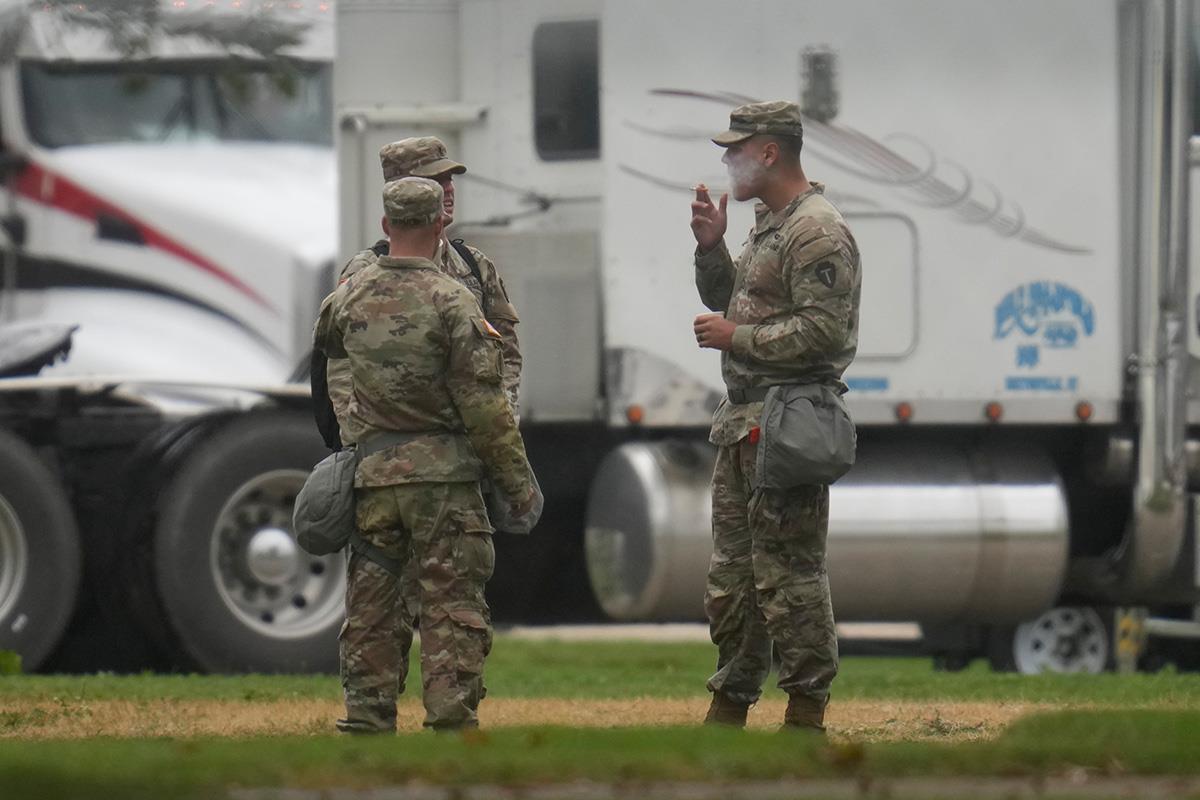 x06 AP Erin Hooley.jpg