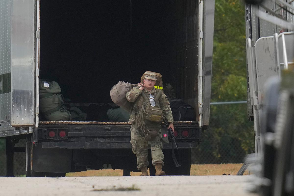 x01 AP Erin Hooley.jpg