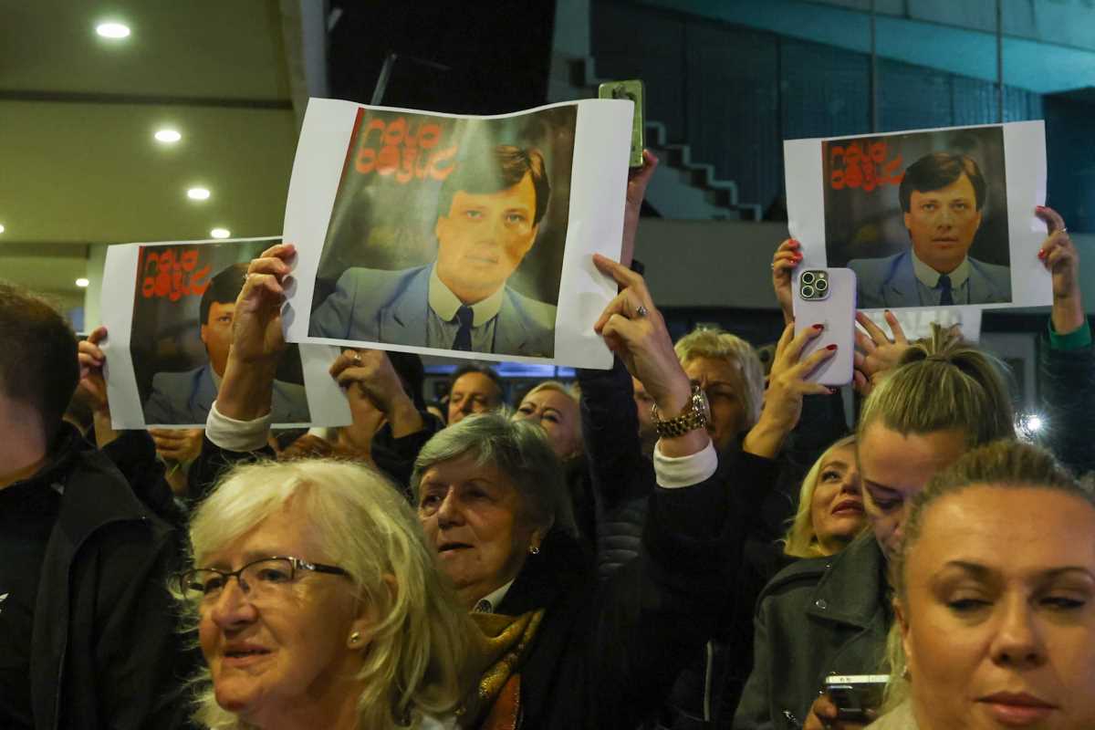 Halid Bešlić (7).jpeg