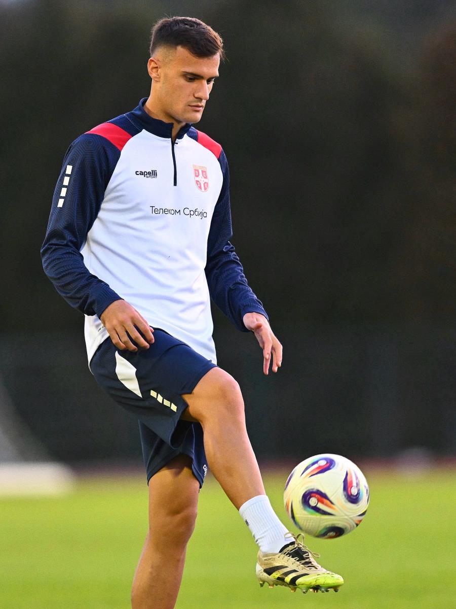 Aleksandar Stanković na treningu A reprezentacije Srbije