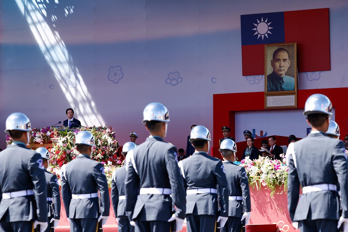 x04 EPA Ritchie B Tongo.jpg