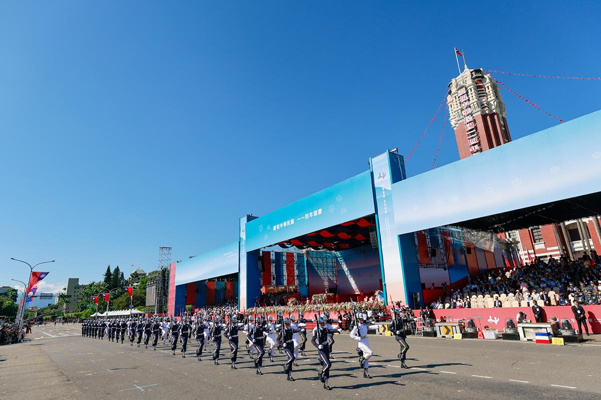 x05 EPA Ritchie B Tongo.jpg